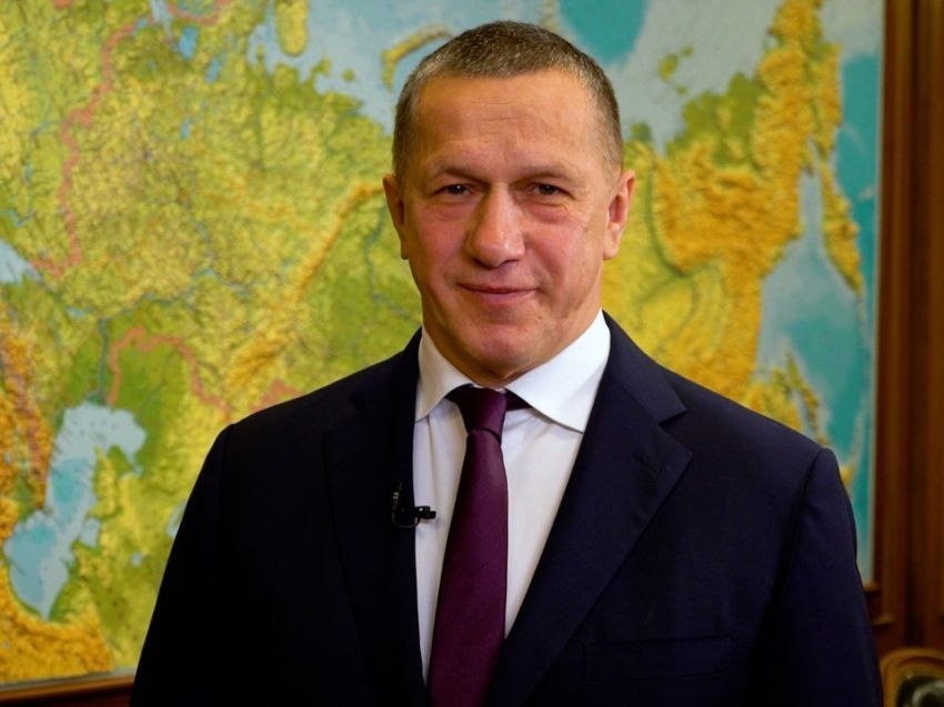 Юрий Трутнев поздравил дальневосточников с праздником Весны и Труда